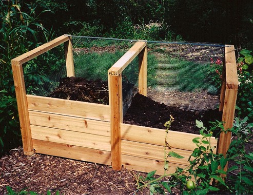 Wood compost station